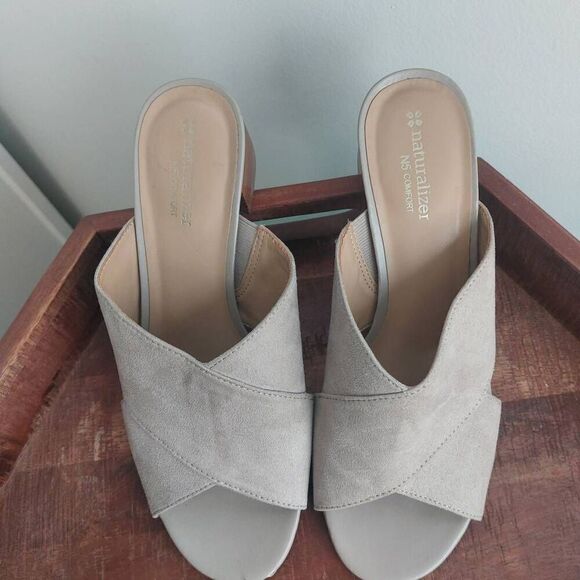 Naturalizer Women Arielle Crisscross Slip-on  Sandals Size 8 - Picture 5 of 14